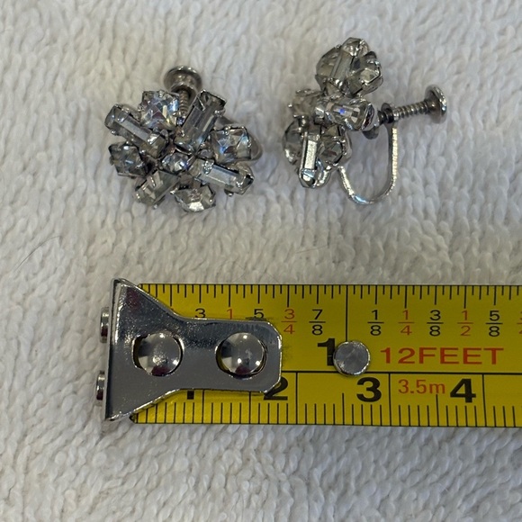 Vintage Screw Back Trio Lot Statement Earring Bundle - Picture 7 of 9